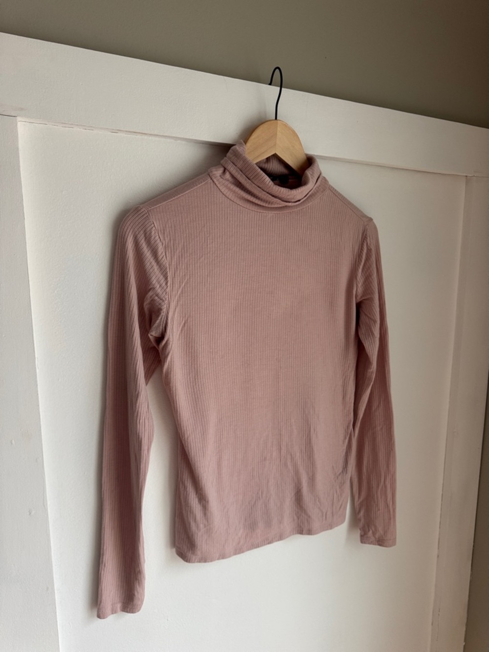 Simply Vera Vera Wang Dusty Rose Ribbed Turtleneck Top